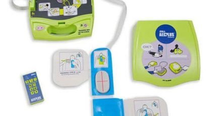 desfibrilador_entrenamiento_aed_plus_trainer_01